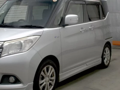 Mitsubishi DELICA D2