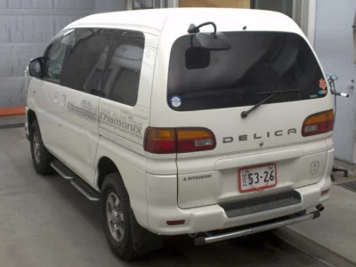 Mitsubishi DELICA