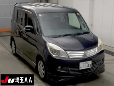 Mitsubishi DELICA D2