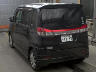 Mitsubishi DELICA D2