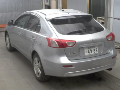 Mitsubishi GALANT FORTIS