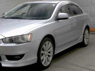 Mitsubishi GALANT FORTIS