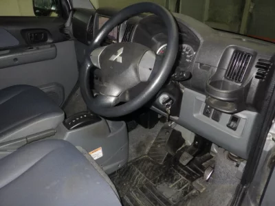 Mitsubishi MINICAB VAN