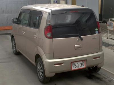 Suzuki MRWAGON