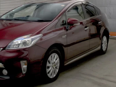 Toyota Prius PHV