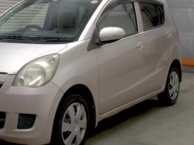 Daihatsu MIRA  с аукциона в Японии