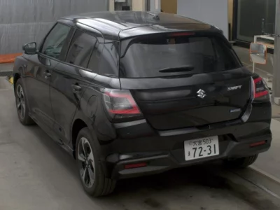 Suzuki SWIFT  с аукциона в Японии