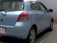 Toyota VITZ лот № 2037 оценка 3  с аукциона в Японии 4