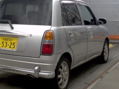 Daihatsu MIRA