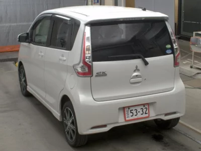 Mitsubishi EK CUSTOM