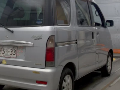 Daihatsu Atrai Wagon  с аукциона в Японии