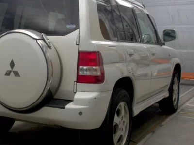Mitsubishi PAJERO IO