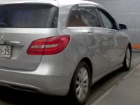 Mercedes-Benz B CLASS лот № 17079 оценка 3.5  с аукциона в Японии 3
