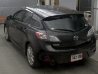 Mazda AXELA лот № 4096 оценка 3.5  с аукциона в Японии 1