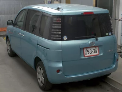 Toyota SIENTA  с аукциона в Японии
