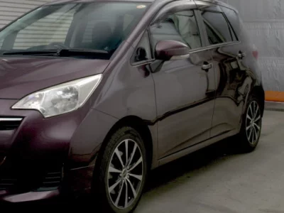 Toyota RACTIS  с аукциона в Японии