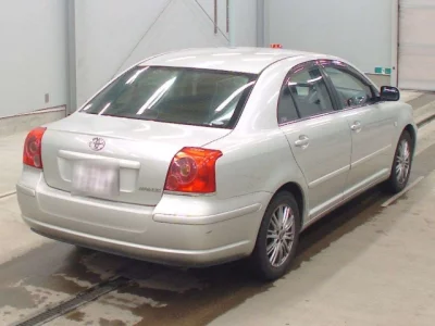 Toyota AVENSIS SEDAN