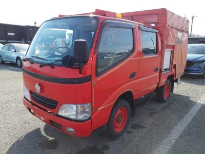 Toyota DYNA  с аукциона в Японии
