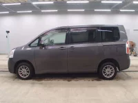 Toyota NOAH лот № 5514 оценка R  с аукциона в Японии 3