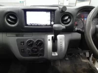 Nissan CARAVAN VAN лот № 5504 оценка 3  с аукциона в Японии 8