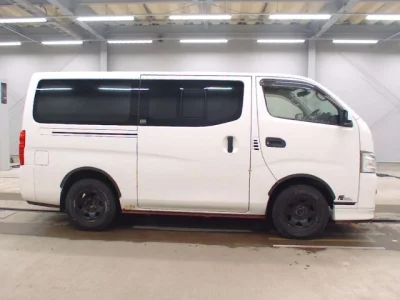 Nissan CARAVAN VAN