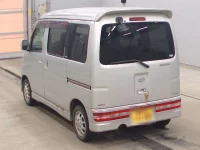 Daihatsu Atrai Wagon лот № 5044 оценка 2  с аукциона в Японии 5