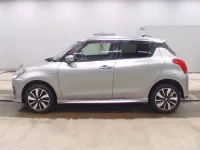 Suzuki SWIFT лот № 3070 оценка 4  с аукциона в Японии 3