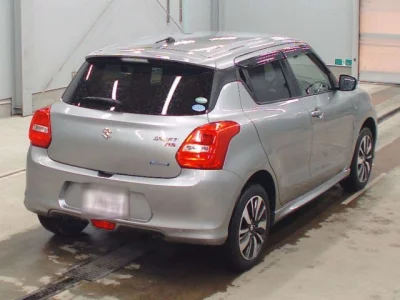 Suzuki SWIFT  с аукциона в Японии