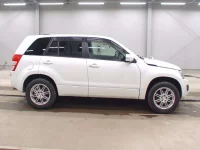 Suzuki GRAND ESCUDO лот № 3017 оценка 3.5  с аукциона в Японии 2