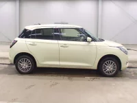 Suzuki SWIFT лот № 3003 оценка 5  с аукциона в Японии 2
