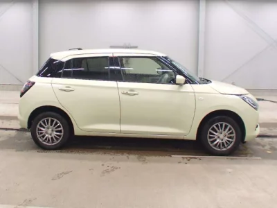 Suzuki SWIFT  с аукциона в Японии