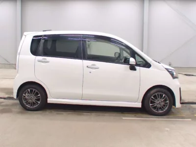 Subaru STELLA  с аукциона в Японии