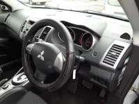 Mitsubishi OUTLANDER лот № 5546 оценка 3.5  с аукциона в Японии 6