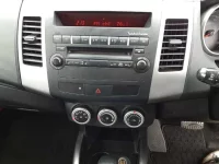 Mitsubishi OUTLANDER лот № 5546 оценка 3.5  с аукциона в Японии 8