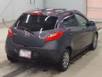 Mazda DEMIO лот № 5548 оценка 3.5  с аукциона в Японии 1