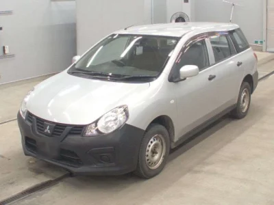 Mitsubishi LANCER VAN