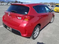 Toyota AURIS лот № 8010 оценка 99  с аукциона в Японии 1