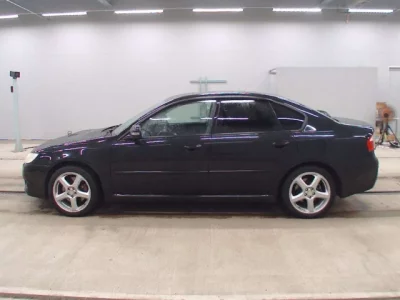 Subaru LEGACY B4