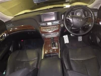 Nissan FUGA лот № 1073 оценка R  с аукциона в Японии 2