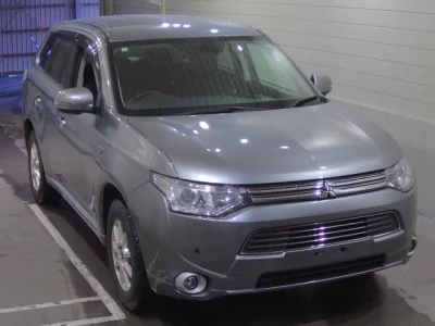 Mitsubishi OUTLANDER PHEV
