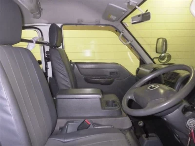 Mazda BONGO VAN  с аукциона в Японии