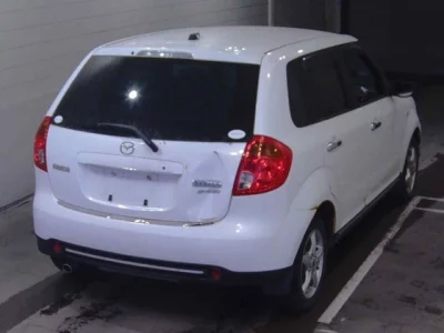 Mazda VERISA  с аукциона в Японии
