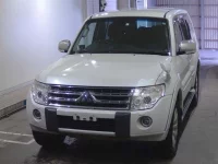 Mitsubishi PAJERO лот № 1636 оценка 3  с аукциона в Японии 4