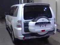 Mitsubishi PAJERO лот № 1636 оценка 3  с аукциона в Японии 5