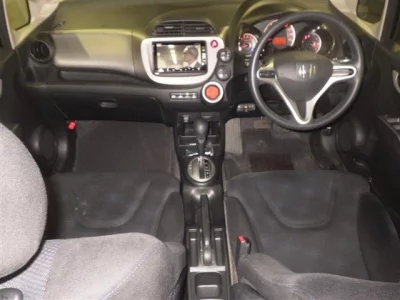 Honda FIT  с аукциона в Японии