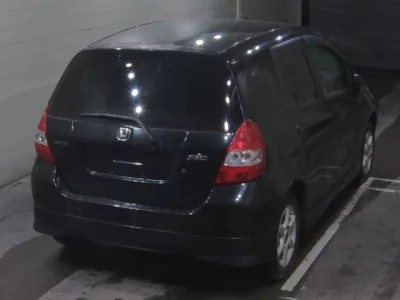 Honda FIT  с аукциона в Японии