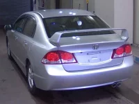 Honda CIVIC лот № 1019 оценка 4  с аукциона в Японии 5