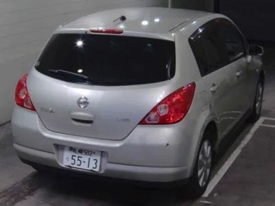 Nissan TIIDA