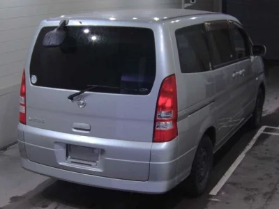 Nissan SERENA  с аукциона в Японии