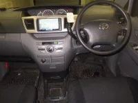Toyota NOAH лот № 1040 оценка R  с аукциона в Японии 2